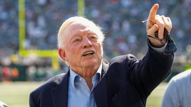 1759867139_nfl-cowboys-jerry-jones-100725-3.jpg