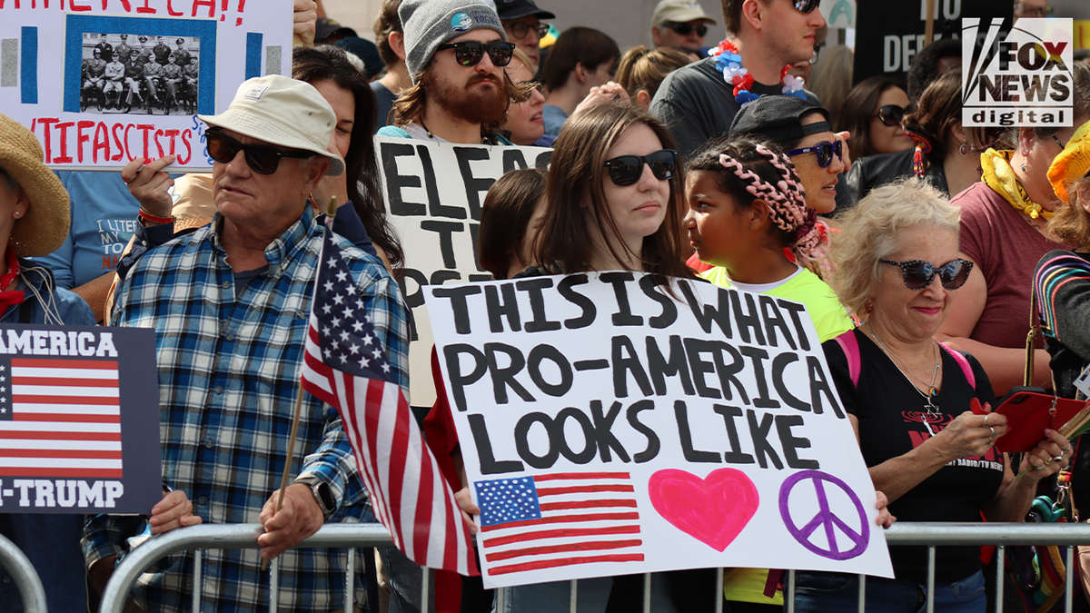 pas de manifestants contre les rois