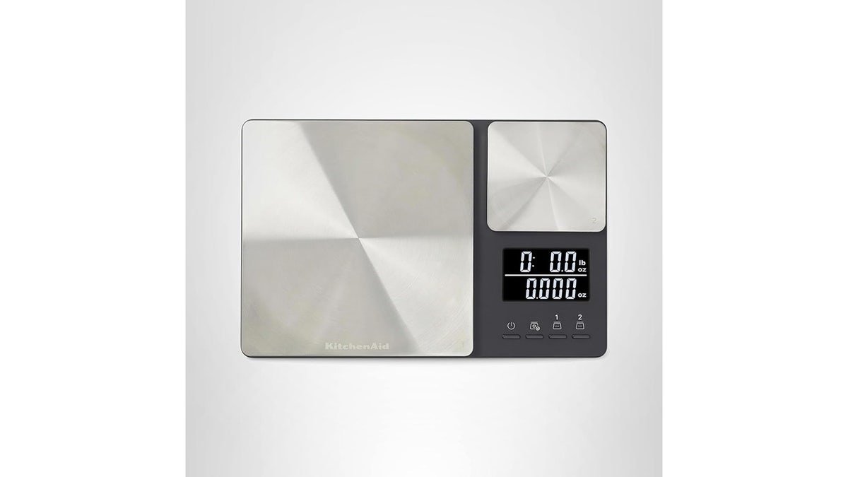 Avec la fonction TAR dans cette échelle, vous pouvez exposer le poids de votre conteneur à zéro. 