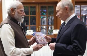 Le Premier ministre Modi présente une copie de Gita en russe à Poutine – Firstpost
