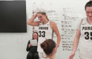 Vestiaire d’après-match Basket-ball féminin Purdue contre Evansville – Purdue Boilermakers