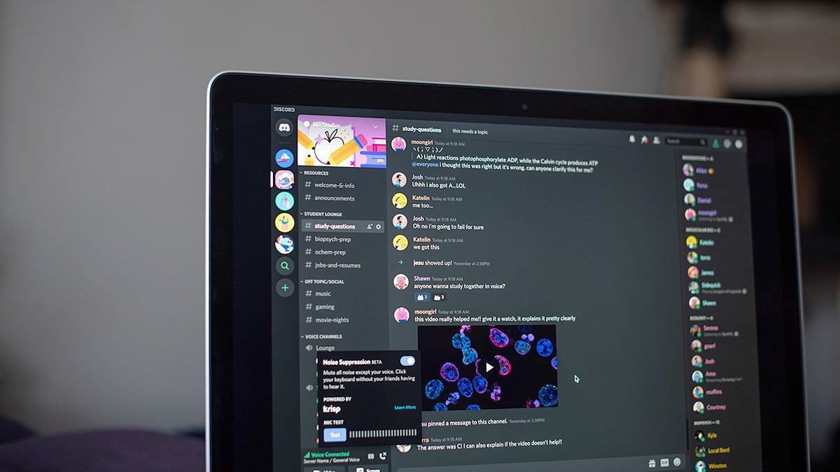 Un salon de discussion Discord