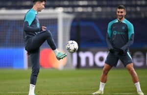 La star du FC Barcelone prend le dessus sur son expérimenté coéquipier dans la lutte pour la place de titulaire