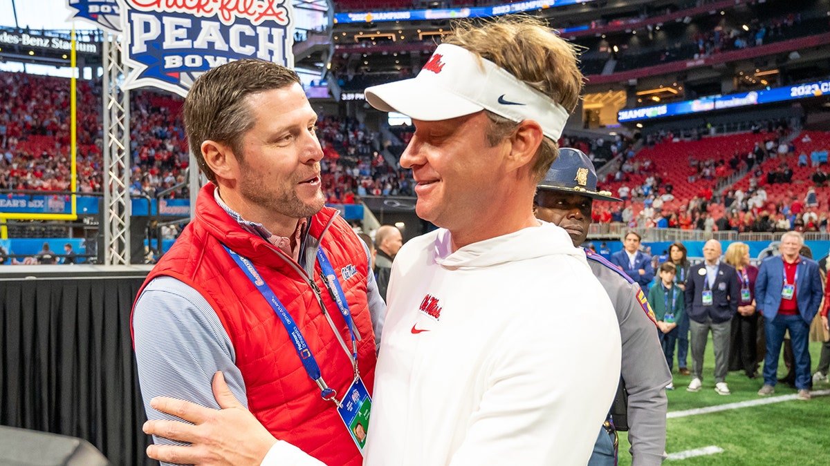 Keith Carter et Lane Kiffin